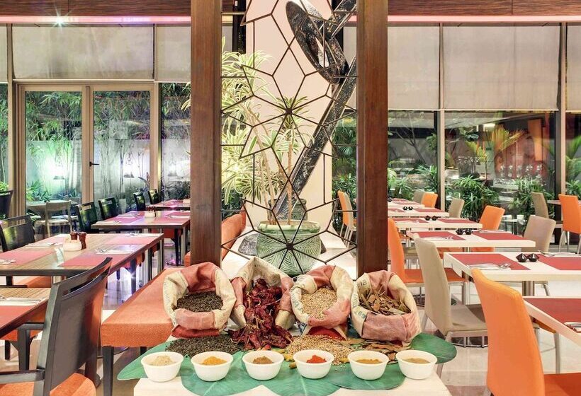 هتل Ibis Mumbai Airport   An Accor Brand