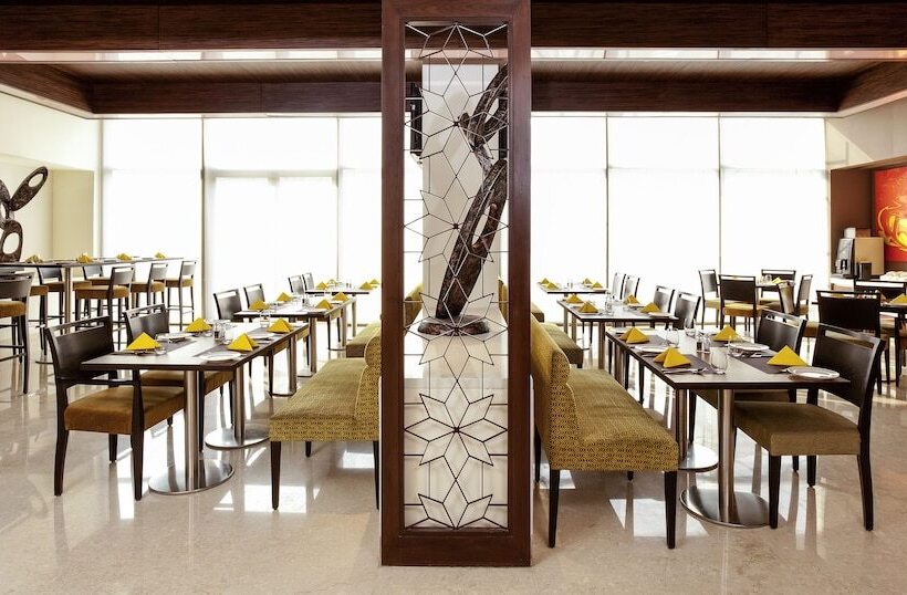 هتل Ibis Mumbai Airport   An Accor Brand