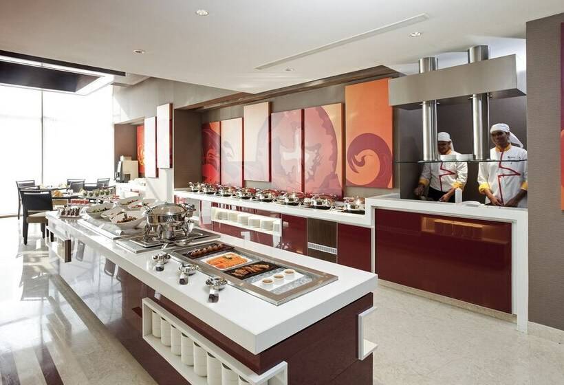 هتل Ibis Mumbai Airport   An Accor Brand