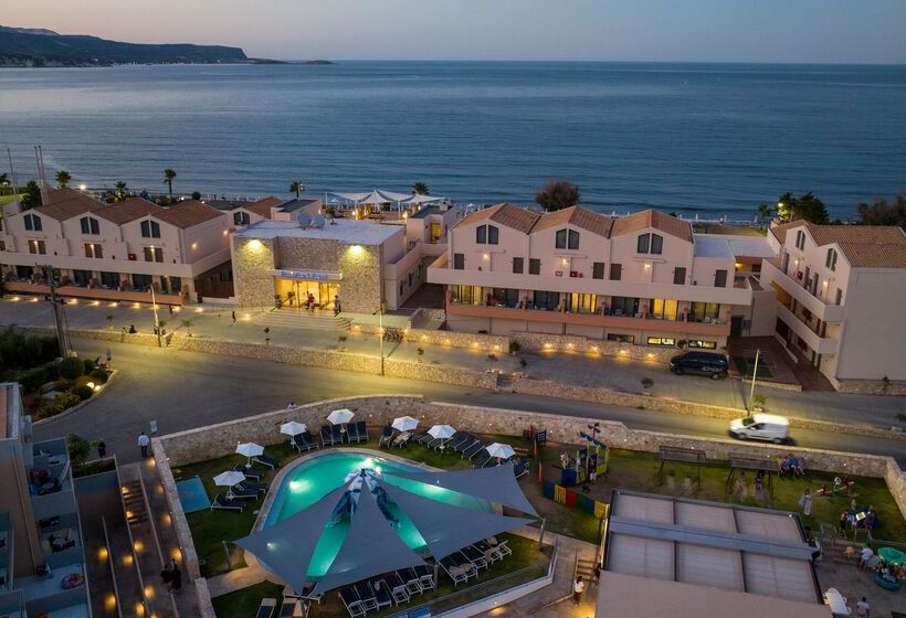 هتل Kiani Beach Resort Family All Inclusive