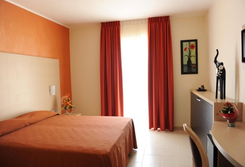هتل La Felce Imperial