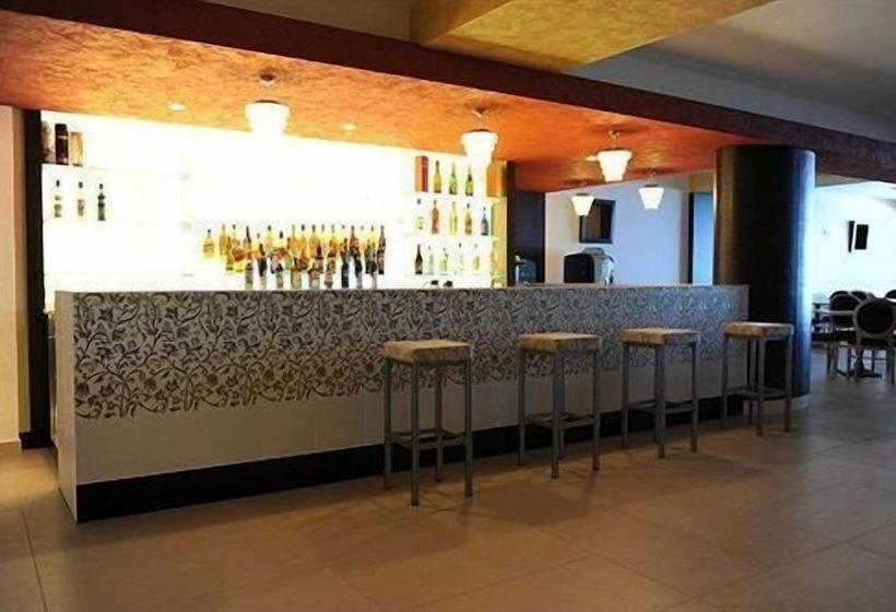هتل La Felce Imperial