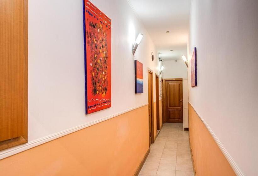 Fotos del hotel Magnifico Rome:  40