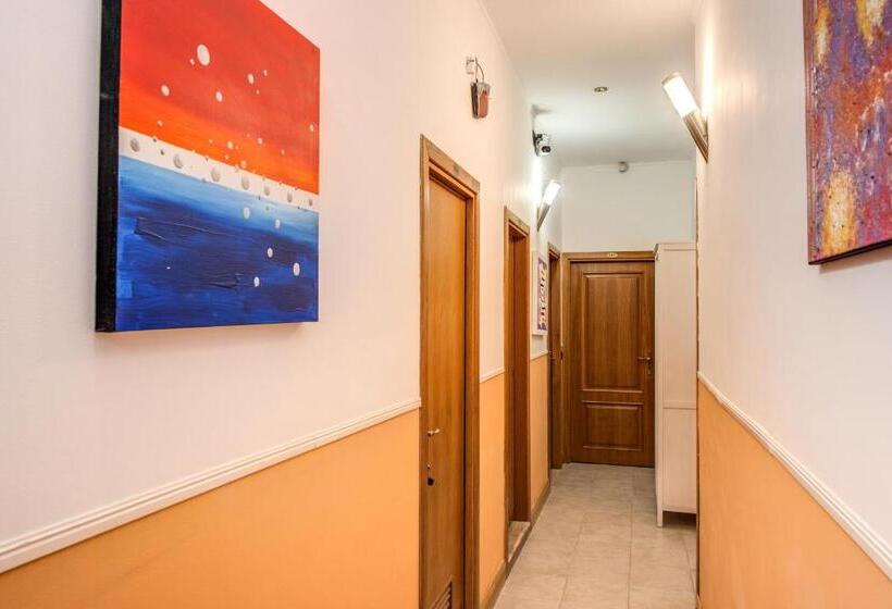 Fotos del hotel Magnifico Rome:  41