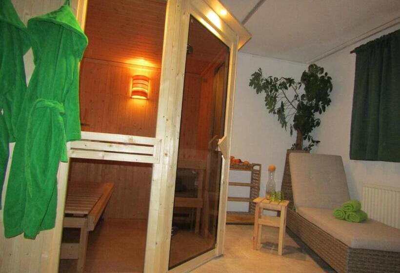 هتل Menthof