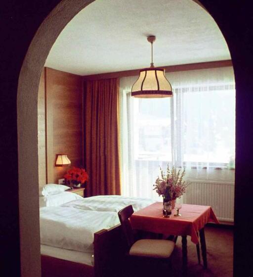 هتل Menthof