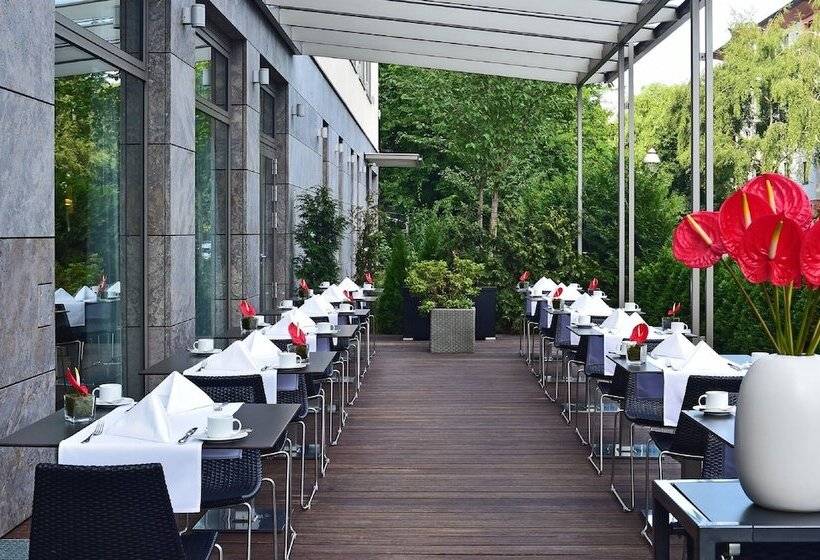 هتل Pestana Berlin Tiergarten