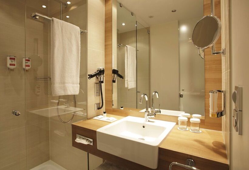 Fotos del hotel H4  Berlin Alexanderplatz:  15