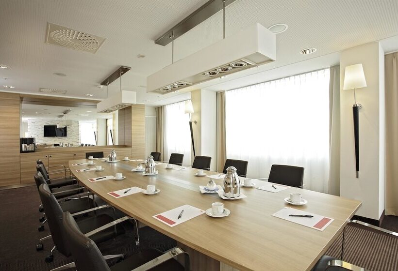 Fotos del hotel H4  Berlin Alexanderplatz:  36