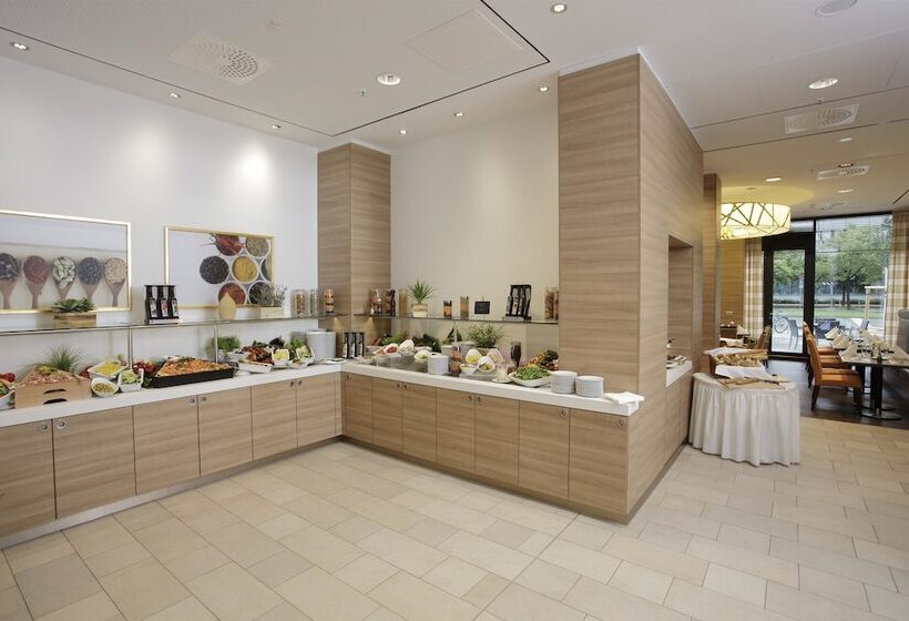 Fotos del hotel H4  Berlin Alexanderplatz:  33