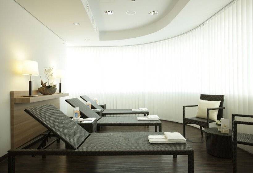 Fotos del hotel H4  Berlin Alexanderplatz:  27