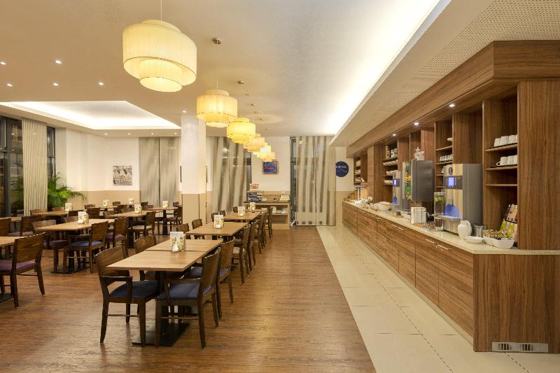 Fotos del hotel Premier Inn Frankfurt City Hauptbahnhof Hotel:  38