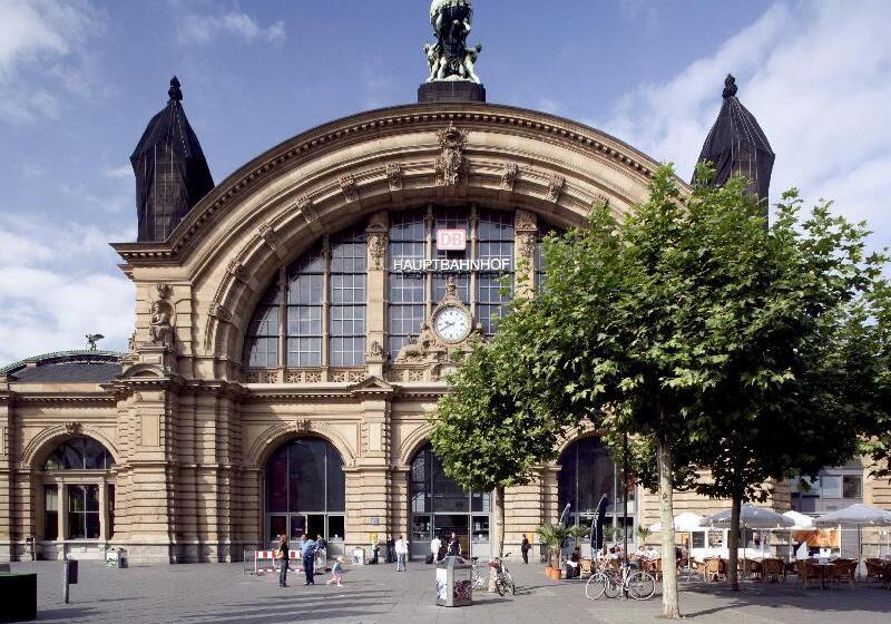 Fotos del hotel Premier Inn Frankfurt City Hauptbahnhof Hotel:  30