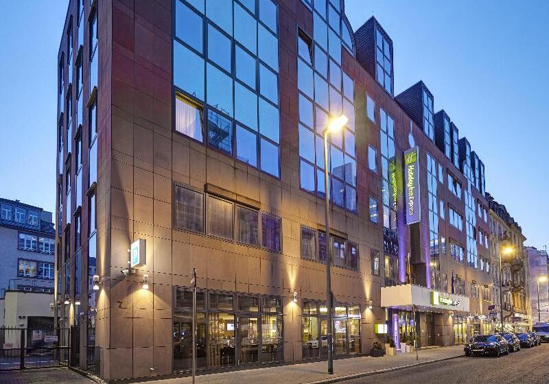 Fotos del hotel Premier Inn Frankfurt City Hauptbahnhof Hotel:  10