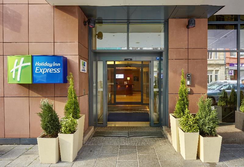 Fotos del hotel Premier Inn Frankfurt City Hauptbahnhof Hotel:  50