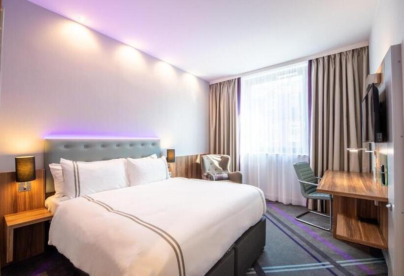 Fotos del hotel Premier Inn Frankfurt City Hauptbahnhof Hotel:  4