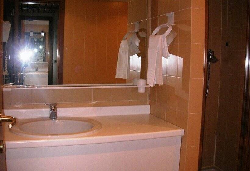 هتل Residence Universo