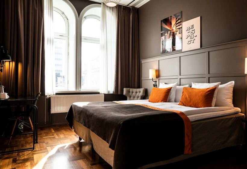 هتل Scandic Grand Central