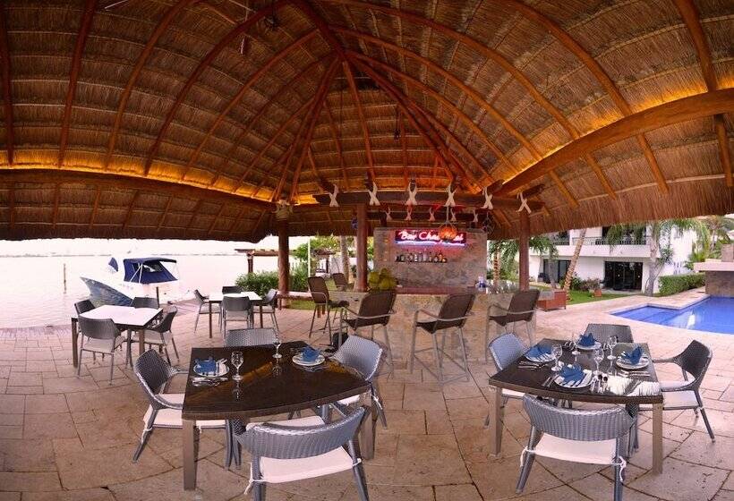 Fotos del hotel Sina Suites:  13