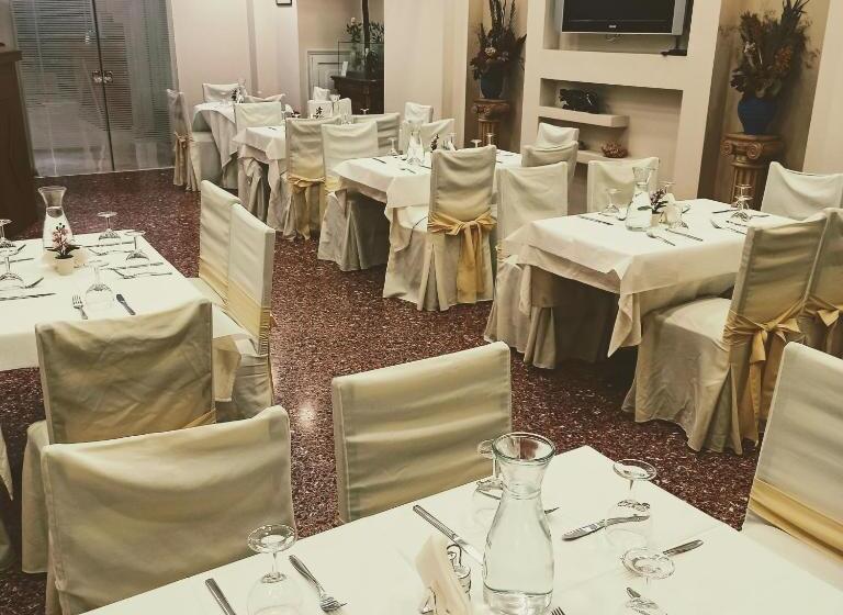 هتل Solomou Athens