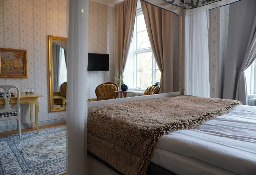 هتل Stjarnholms Slott