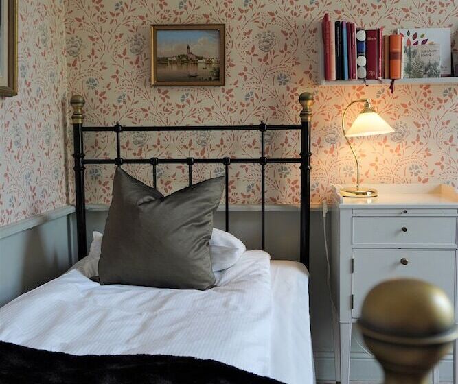 هتل Stjarnholms Slott