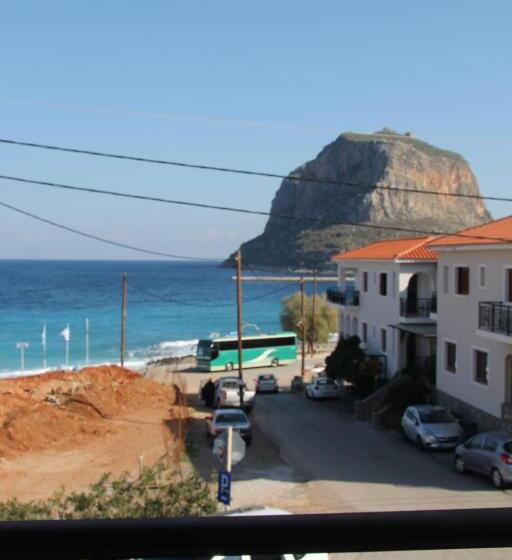 هتل The Flower Of Monemvasia