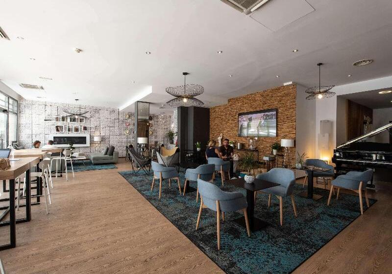 Fotos del hotel Novotel Avignon Centre:  4
