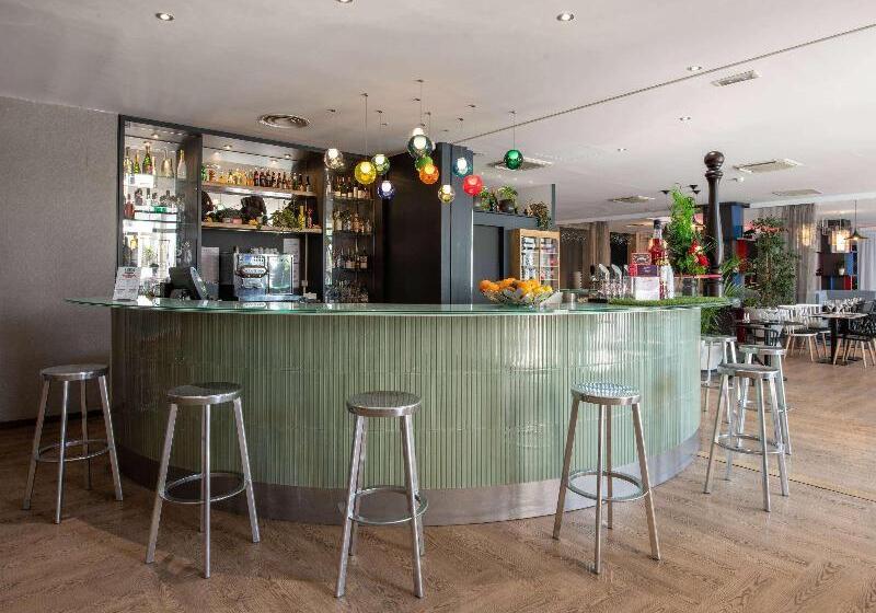 Fotos del hotel Novotel Avignon Centre:  11