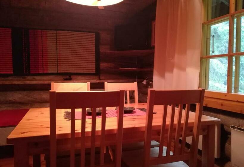 فندق صغير Tunturipöllö Guesthouse