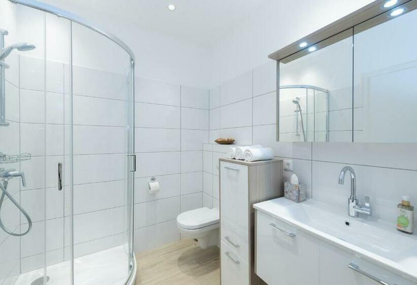 بنسيون Villa Bella Vista   Apartment Green