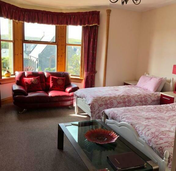 تختخواب و صبحانه Rockvilla Guest House