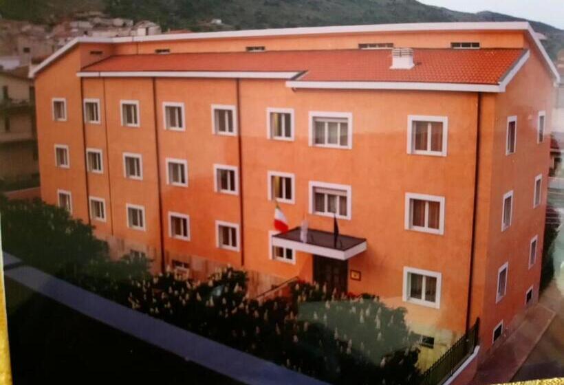 هتل Casapaceebene