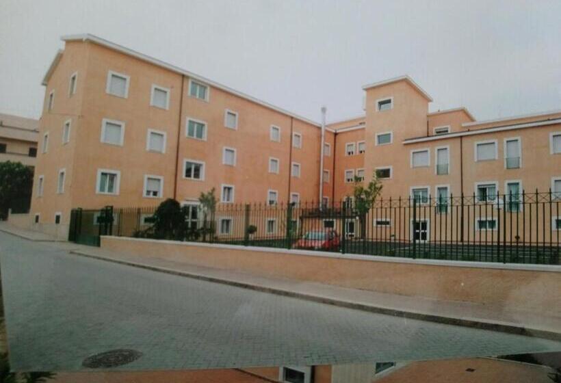 هتل Casapaceebene