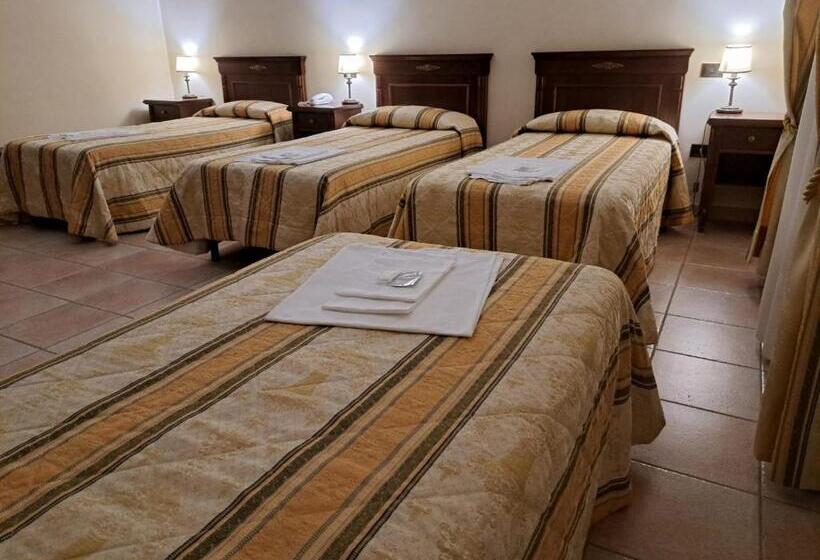 هتل Casapaceebene