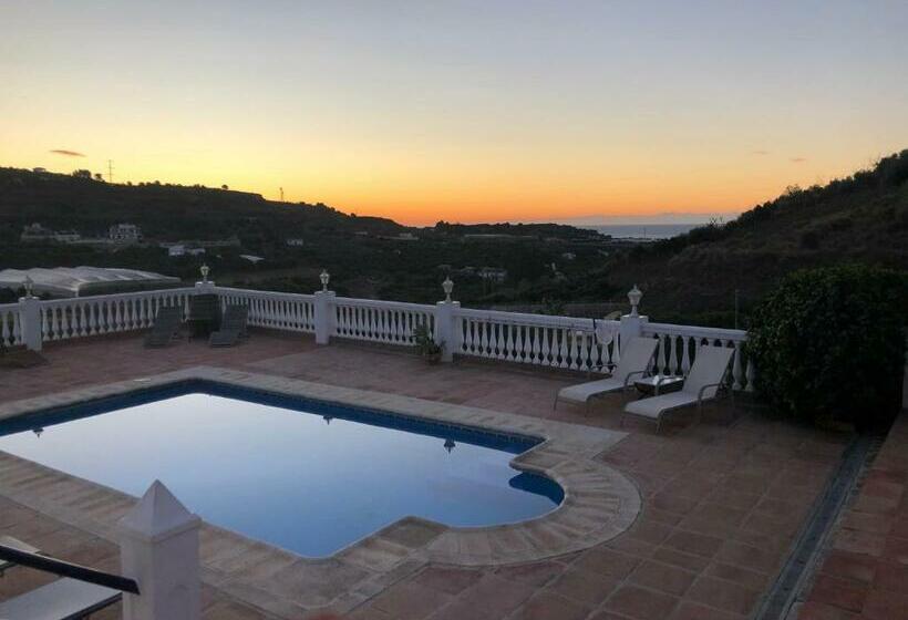 پانسیون Villa Sunshine Countryside Resort
