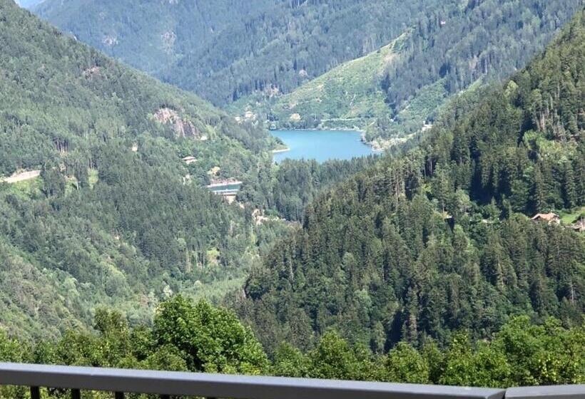 مبيت وإفطار B And B Nonna Rosa Vista Lagorai