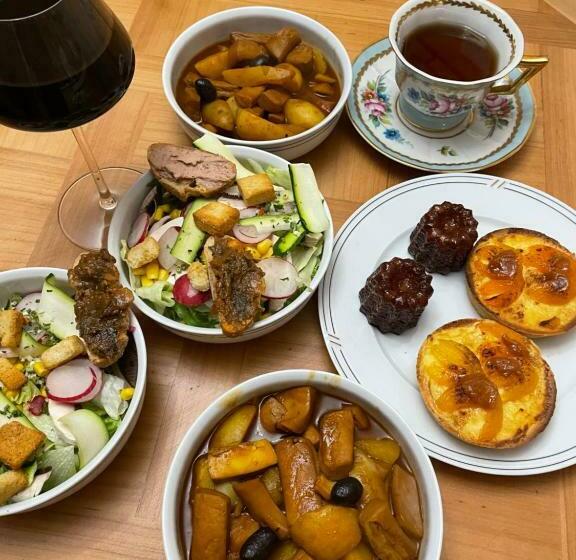 ベッドアンドブレックファースト Chez Tatie Ménie