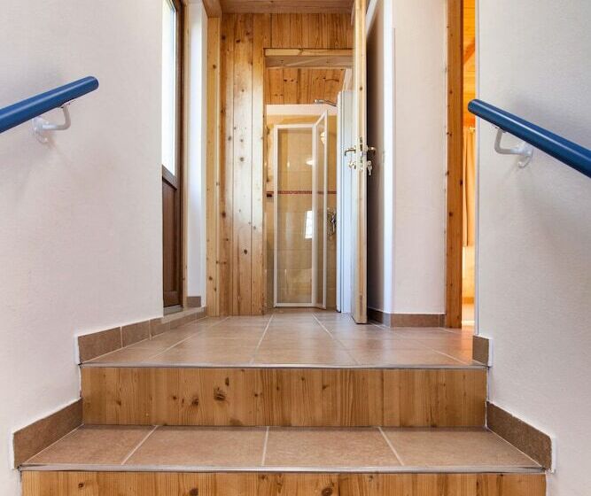 تختخواب و صبحانه La Casa Del Sole
