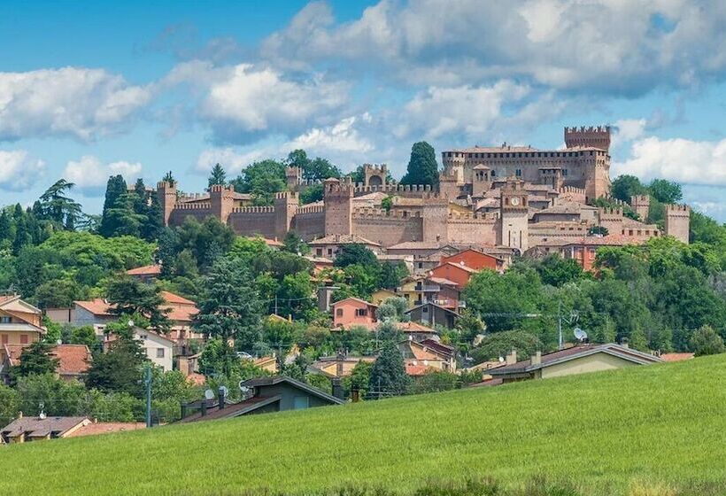 تختخواب و صبحانه La Casa Del Sole