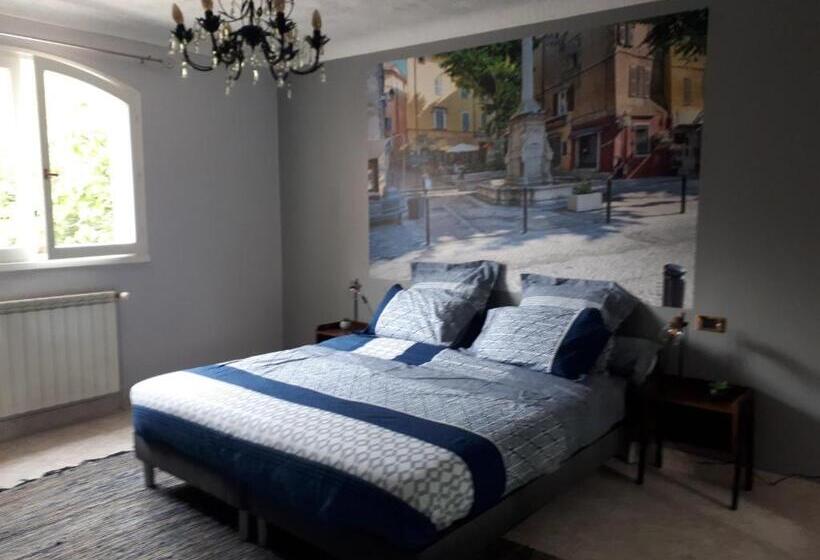 تختخواب و صبحانه La Villa Des Ames Liées