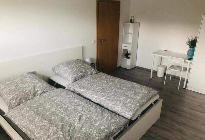 Pension Platzhirsch