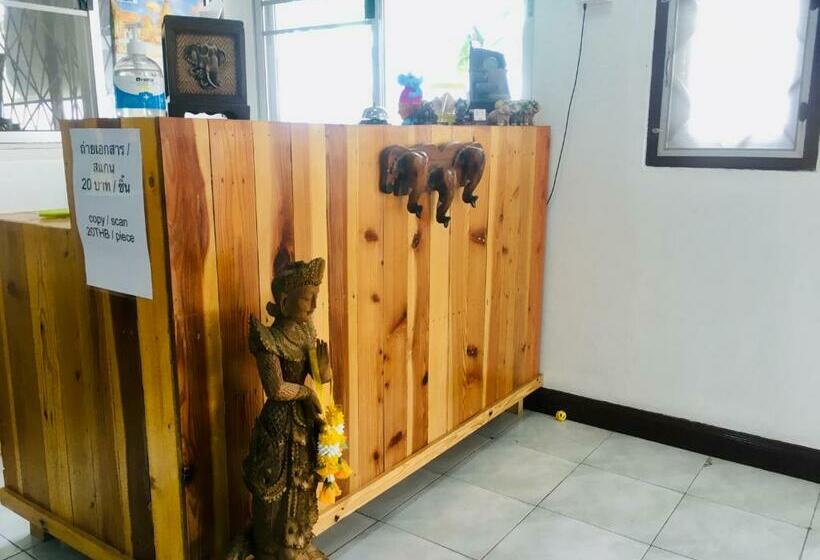هاستل Baan Chang Guesthouse