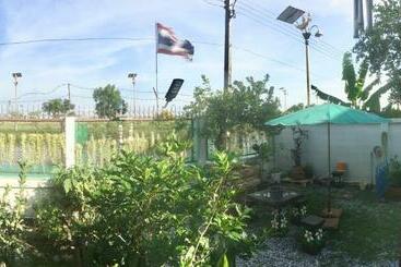 هاستل Baan Chang Guesthouse