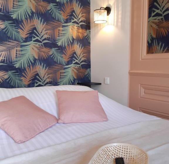 تختخواب و صبحانه La Maison D Yport