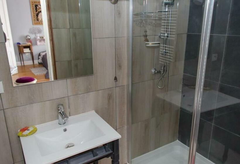 مبيت وإفطار Le Madrigal