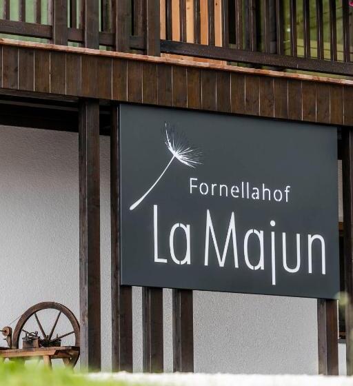 Отель La Majun Fornellahof