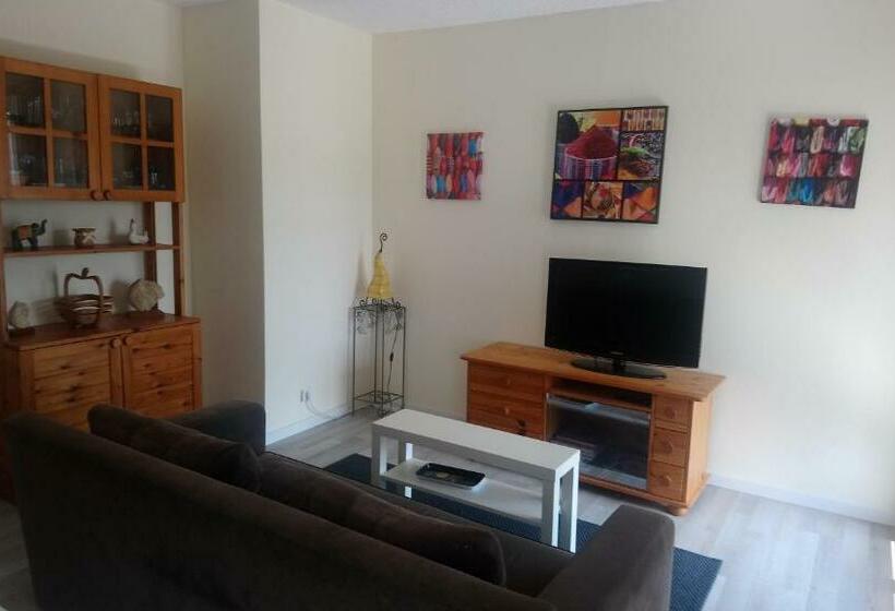 ペンション Logement Dans Une Pinède à Lambesc