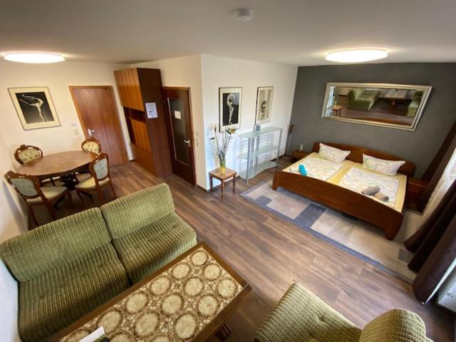 بنسيون Monteurswohnung Zimmerfrei Marktheidenfeld