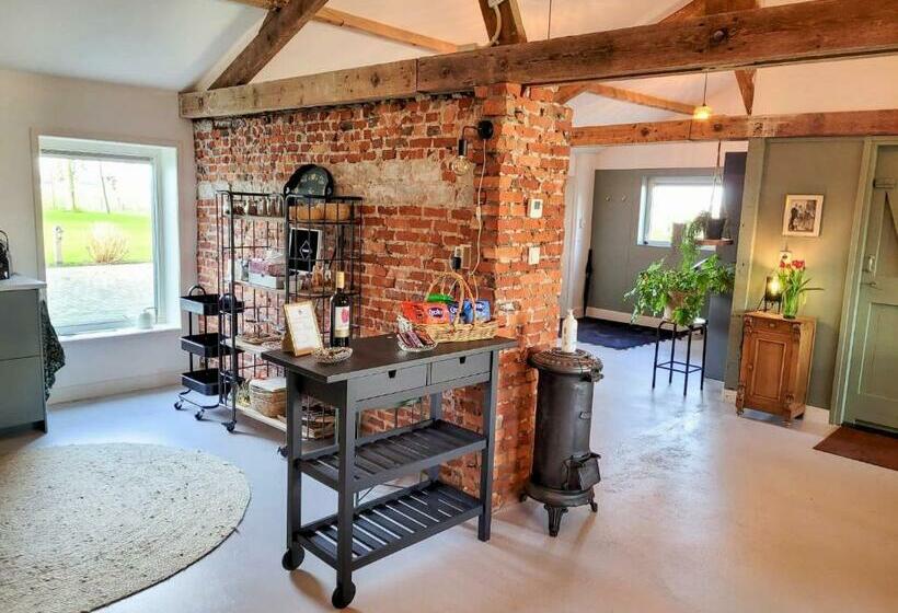 B&b Bij Lowieke